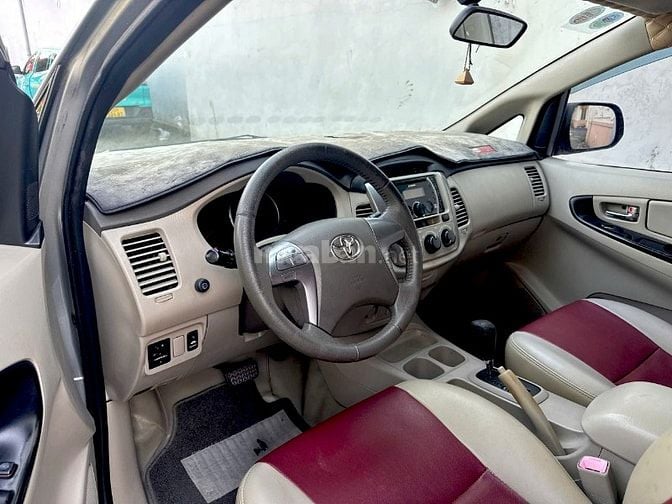 Bán rẻ TOYOTA INNOVA AT SX 2016 biển VIP 9 NÚTZIN A-Z rất đẹp như mới 