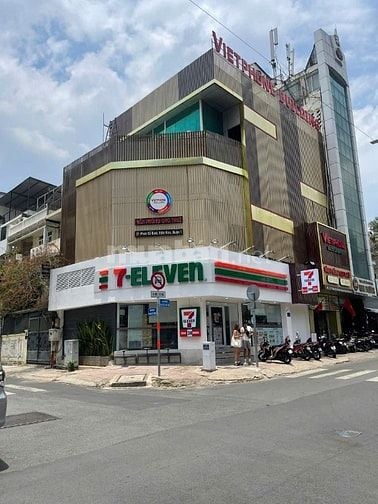 Góc 2 MT 21 Nguyễn Văn Thủ - Phan Kế Bính, Quận 1, DT 9×15m, 4 Tầng