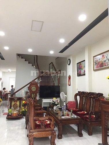Cho thuê nhà phố nguyên căn FULL nội thất ở KDC 13E Intresco NHƯ HÌNH 