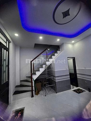 Chính chủ gửi bán gấp nhà đẹp 5*4 trệt lầu giá 950tr thương lượng 