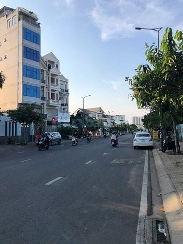 BÁN NHÀ CHDV AN LẠC AN DƯƠNG VƯƠNG ĐƯỜNG 12M 7 TẦNG THU NHẬP 50TR/TH 