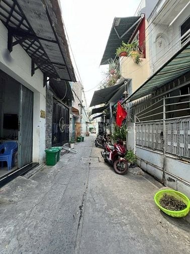 Chính chủ gửi bán gấp nhà 4*12 trệt lầu giá 4ty6 TL giá 