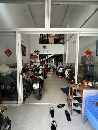 Chính chủ gửi bán gấp nhà 4*12 trệt lầu giá 4ty6 TL giá 