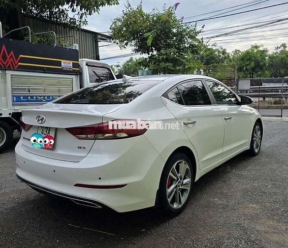 Hyundai Elantra 2.0 At Sx12.2018.Odo 6 vạn,rin đẹp