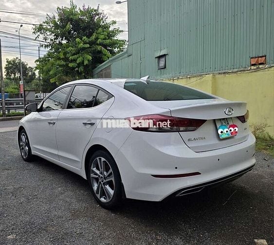 Hyundai Elantra 2.0 At Sx12.2018.Odo 6 vạn,rin đẹp