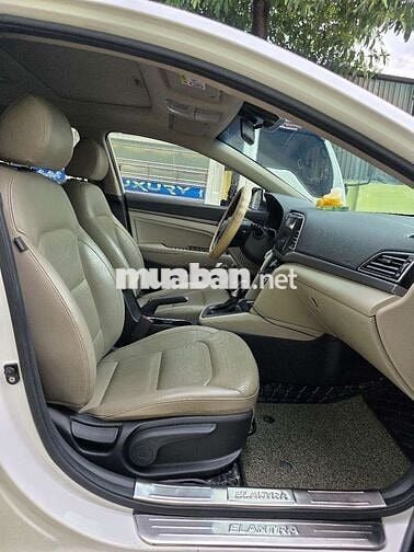 Hyundai Elantra 2.0 At Sx12.2018.Odo 6 vạn,rin đẹp