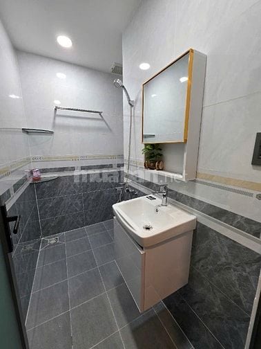 Căn góc 2 mặt hẻm 5m x 10m, sổ đẹp, gần mặt tiền Lê Văn Sỹ, Phú nhuậ