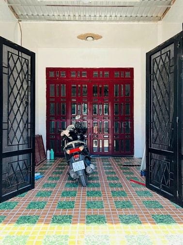 Cho thuê nhà mặt tiền Trần Thị Cờ, P.Thới An, Q.12 giá 13tr
