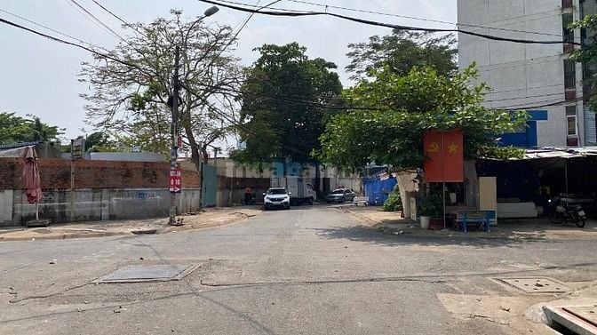 Bán đất dự án 10 mẫu Quận 2 cũ đường Nguyễn Duy Trinh (100m2) 10.5 tỷ