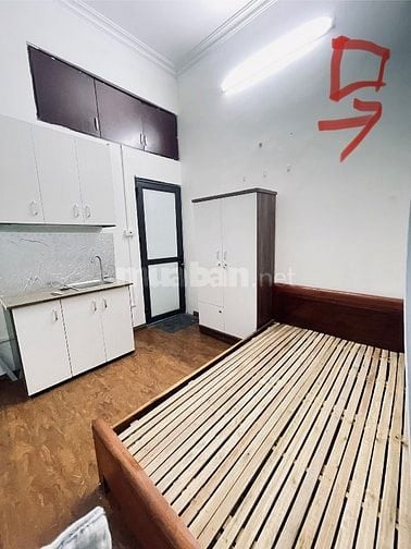 Cho thuê Phòng  ngõ 150 Trần Đại Nghĩa Dt 14-15-35m2 vskk 3 tr/1 th,