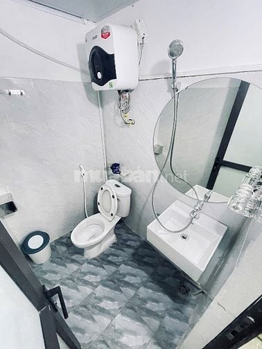 Cho thuê Phòng  ngõ 150 Trần Đại Nghĩa Dt 14-15-35m2 vskk 3 tr/1 th,