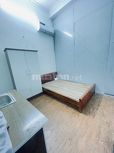 Cho thuê Phòng  ngõ 150 Trần Đại Nghĩa Dt 14-15-35m2 vskk 3 tr/1 th,
