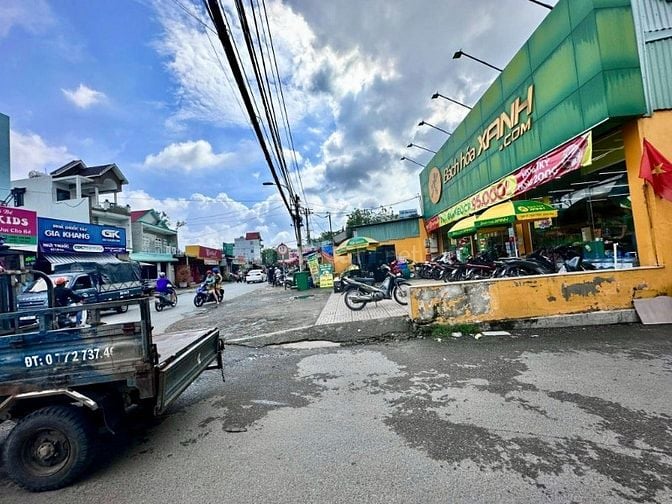 MUA ĐẤT HƠI VỘI ,VỢ KHÔNG ĐỒNG Ý,BÁN LẠI LÔ ĐẤT TÂN PHÚ TRUNG 500TR