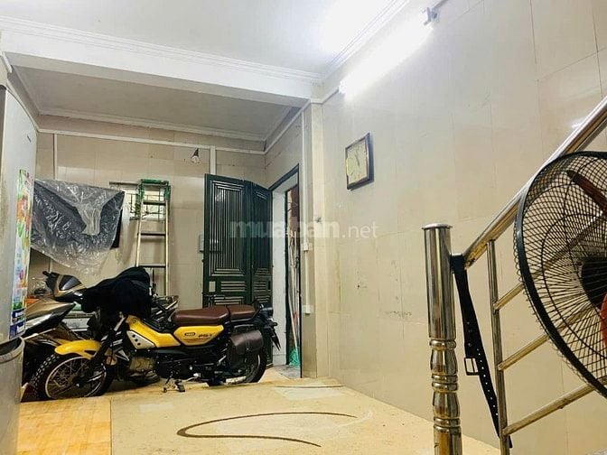 Bán nhà riêng tại Khương Đình, 1,6 tỷ, 24m2, Chính chủ, uy tín
