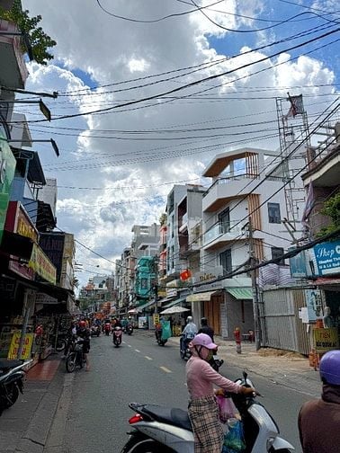 🌷 🌷 🌷 BÁN NHÀ MẶT TIỀN : 107 ĐẶNG CHẤT - P. 2 - Q. 8 - TPHCM