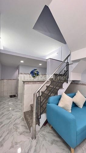Nhà bán Gần bến xe Quận 8-DT-3m x 7m)-1 trệt 1 lẩu)2 PN-1 toilet 