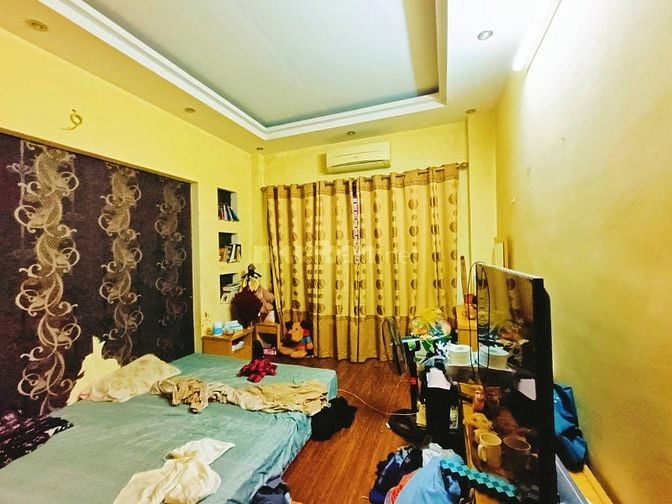 Siêu Phẩm mặt ngõ Kinh Doanh, 45M2 X 4 tầng , Mặt tiền 7M  tại Đống Đa