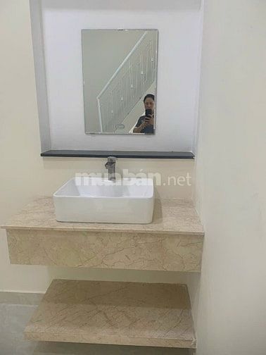 Cho Thuê Nhà Mặt Tiền 108 Nguyễn Đình Chiểu F4 Phú Nhuận