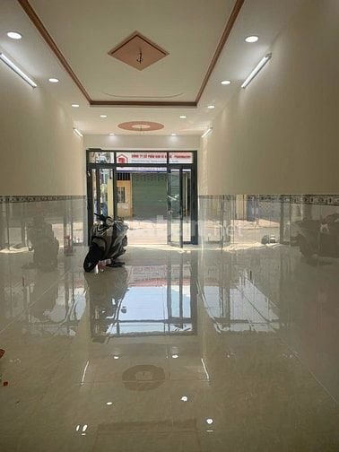 Cho Thuê Nhà Mặt Tiền 108 Nguyễn Đình Chiểu F4 Phú Nhuận