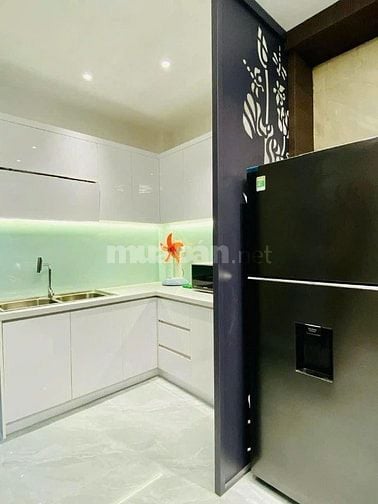 Bán nhà Q5, Trần Hưng Đạo – hẻm 4m ô tô – sổ riêng – 1.9 tỷ 