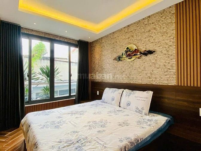 Bán nhà Q5, Trần Hưng Đạo – hẻm 4m ô tô – sổ riêng – 1.9 tỷ 