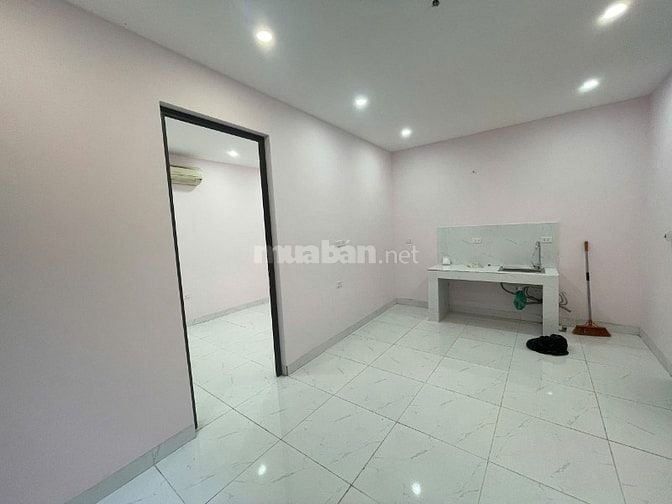 Cho thuê nhà riêng tại Ngõ 7, Phố Thái Hà, 12,5 triệu, 60 m2, 2 tầng
