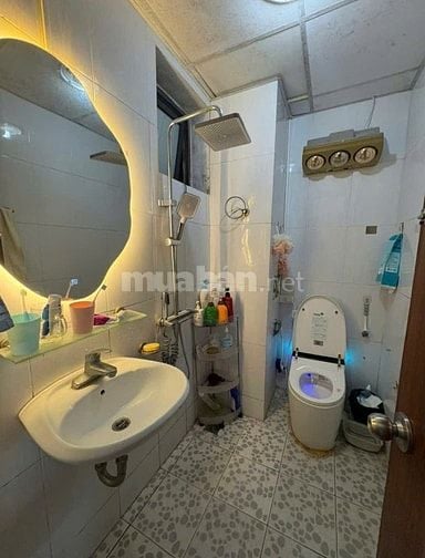 Giá 12tr/th, Chung cư Carillon 1, Hoàng Hoa Thám, P13, TB, 70m2, 2PN.