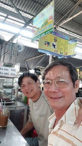 Sang 2 sạp bán phở 3 mặt tiền khu ăn uống chợ Nguyễn Văn Trỗi