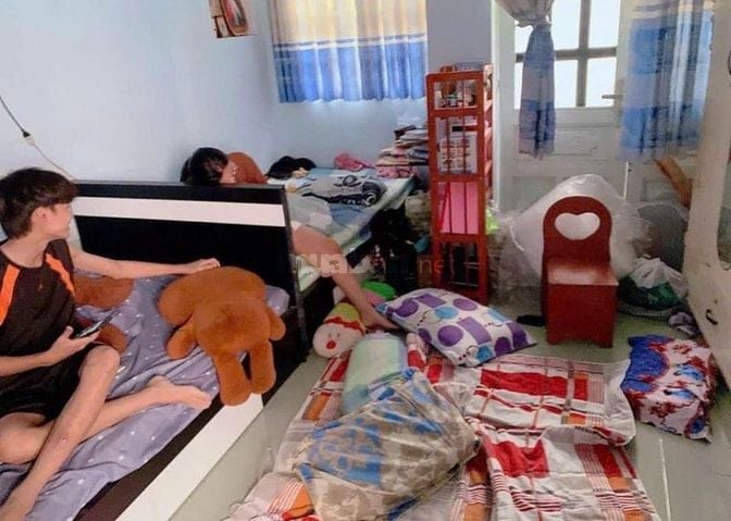 Bán gấp căn nhà ngay chợ Bình Chánh-TP HCM