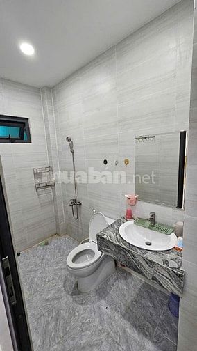 Nhà mặt tiền Nguyễn Trọng Tuyển, phường 1, Tân Bình