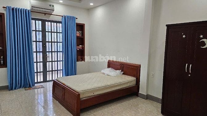 Nhà mặt tiền Nguyễn Trọng Tuyển, phường 1, Tân Bình
