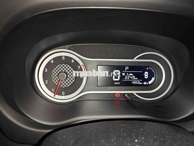 Bán xe i10 đuôi ngắn số tđ, còn siêu mới