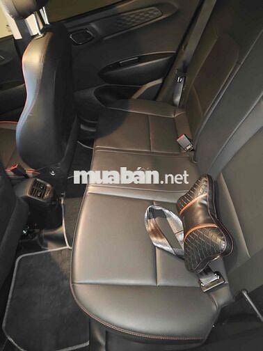 Bán xe i10 đuôi ngắn số tđ, còn siêu mới
