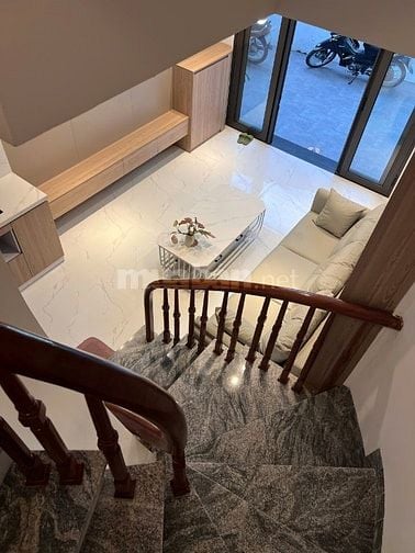 CHÍNH CHỦ CẦN BÁN: NHÀ MỚI, 5 TẦNG, 3 NGỦ, FULL NỘI THẤT, VIỆT HƯNG