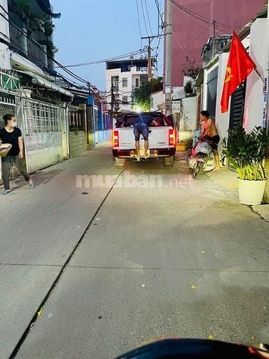 NHÀ HẺM  TMT TÂN XUÂN- 4,7 TỶ- 5,2 X16- 2 TẦNG- ĐƯỜNG  3M- HÓC MÔN