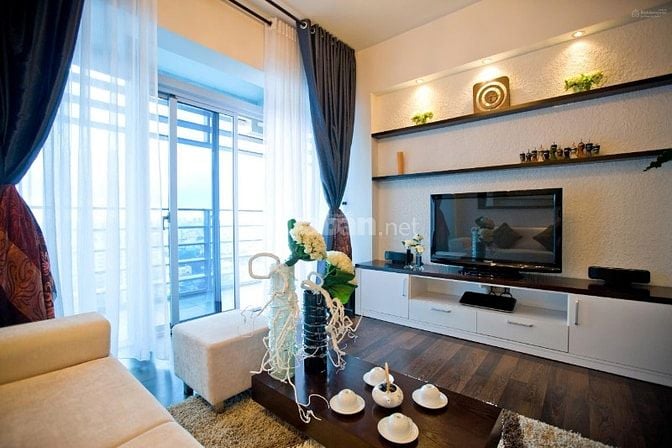 Đi nước ngoài - Sang lại 2PN Sailing Tower Quận 1 Giá hời, view đẹp