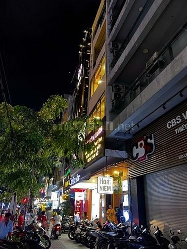 Cho thuê nhà mặt tiền Phan Xích Long, Phường 2, Phú Nhuận 