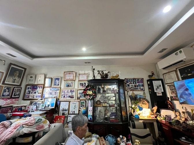 Bán căn hộ cao cấp 158 Võ Chí Công. Căn góc tầng 11. DT 80m2, Đông Nam