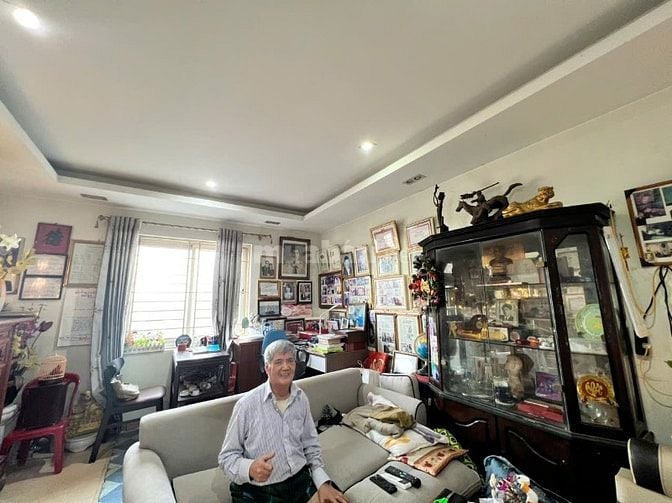 Bán căn hộ cao cấp 158 Võ Chí Công. Căn góc tầng 11. DT 80m2, Đông Nam