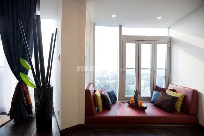 Đi nước ngoài - Sang lại 2PN Sailing Tower Quận 1 Giá hời, view đẹp