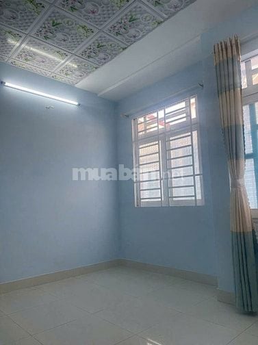 Nhà góc 2 mặt tiền khu dân cư 6*8m, 1 lầu giá rẻ hạ giá còn 750 triệu
