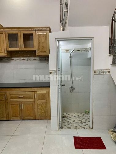 Bán lỗ căn nhà 1/gò hưu gần chợ Mỹ Hạnh Nam DT: 4x8, giá 745triệu