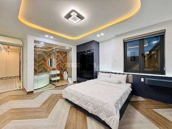 BÁN SIÊU PHẨM BIỆT THỰ SÂN VƯỜN CAO CẤP, sân để 2 xe hơi Đường Số 8