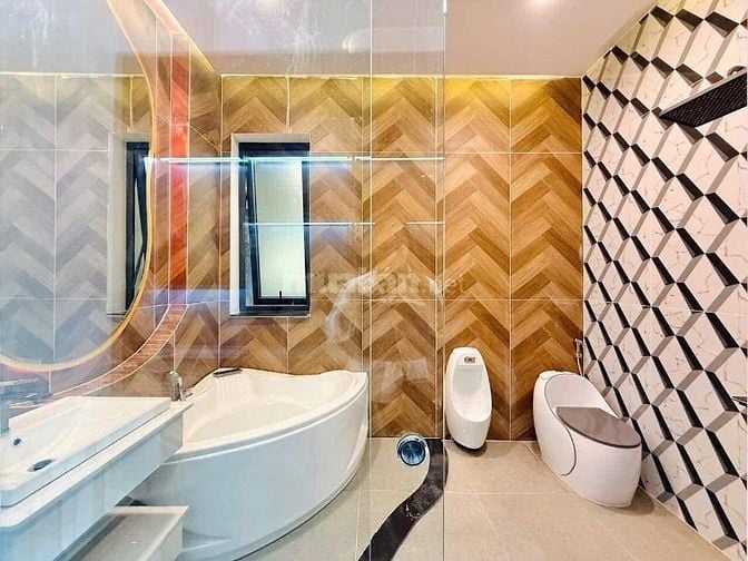 BÁN SIÊU PHẨM BIỆT THỰ SÂN VƯỜN CAO CẤP, sân để 2 xe hơi Đường Số 8