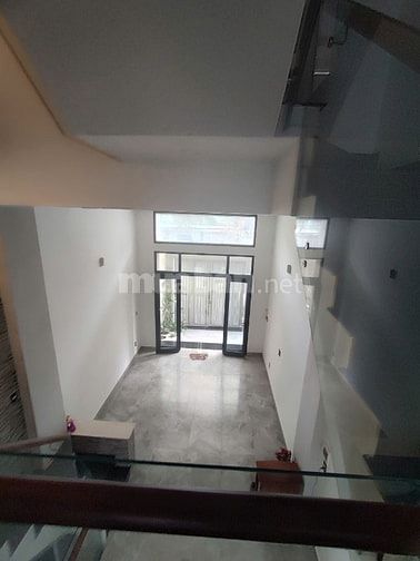 Bán lẻ hoặc nguyên cặp nhà MT Chợ Lớn mới 100%
