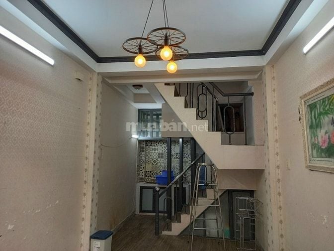 CHO THUÊ NHÀ NGUYÊN CĂN 3 LẦU ĐÚC