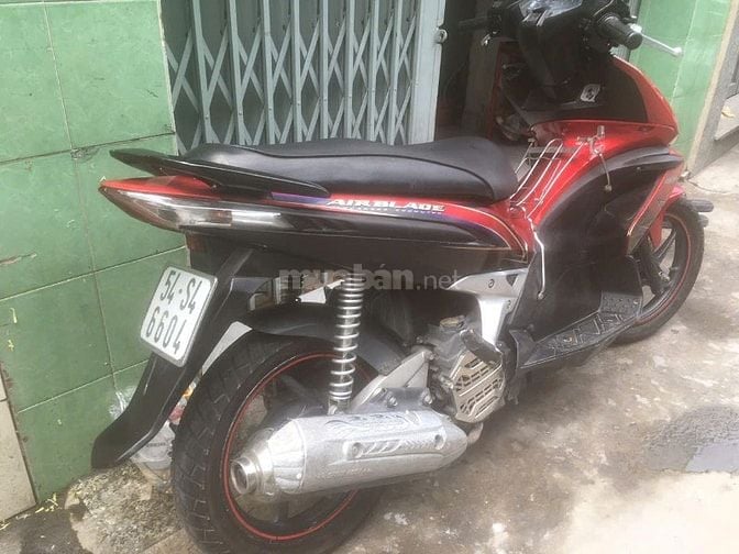 Bán xe AirBlade 2009 màu đỏ đen, 8,5 triệu