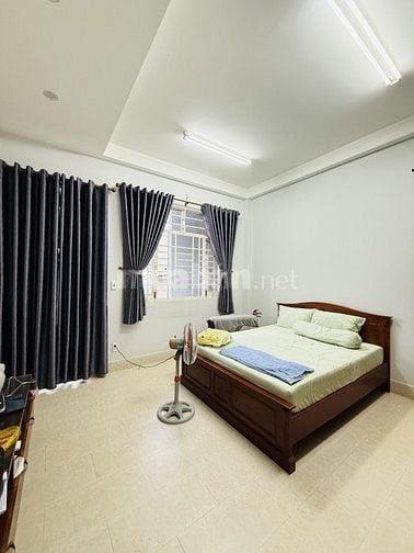 Bán Nhà Hẻm Xe Hơi, 4.5M x 15M, 3 Tầng, Tân Hương, Tân Phú,Chỉ 7.x Tỷ 