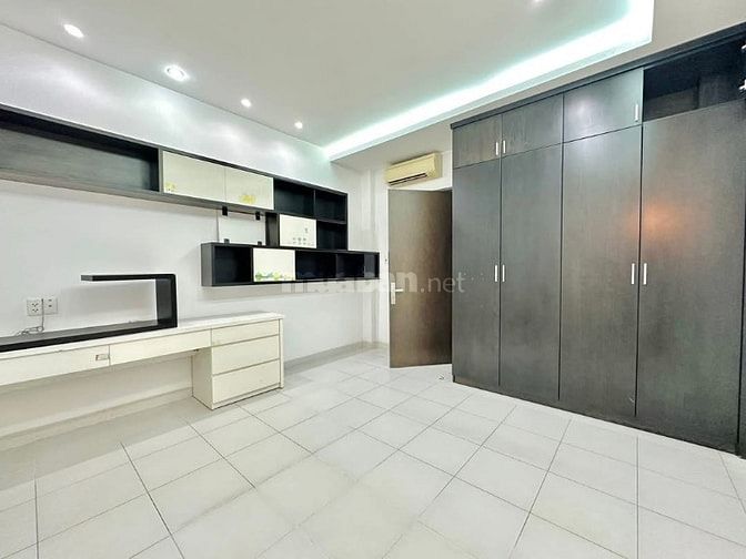 Đi nước ngoài định cư bán gấp nhà ở đường Ụ Ghe, phường Tam Phú, Thủ Đ