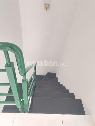 Bán nhà 3 mặt tiền Quận 7, đường 12m gần ĐH Tôn Đức Thắng, 5x12m 2 lầu